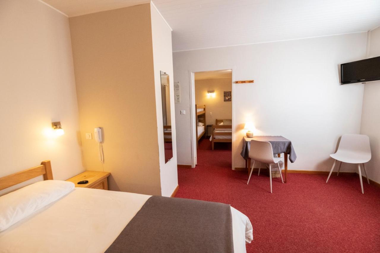 Hotel Restaurant Le Centre Лелекс Экстерьер фото